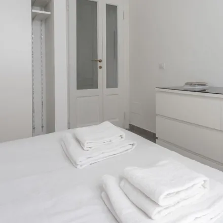 Image 4 - Via Eugenio Villoresi, 25, 20143 Milan MI, Italy - Apartment for rent