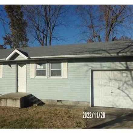 Buy this 3 bed house on 1265 East 10th Street in Lamar, MO 64759