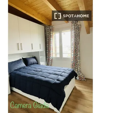 Rent this 3 bed room on Via Paolo Alberti in 20037 Paderno Dugnano MI, Italy