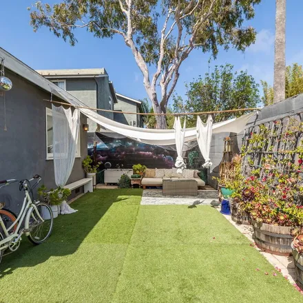 Image 3 - 673 Broadway Street, Los Angeles, CA 90291, USA - House for sale