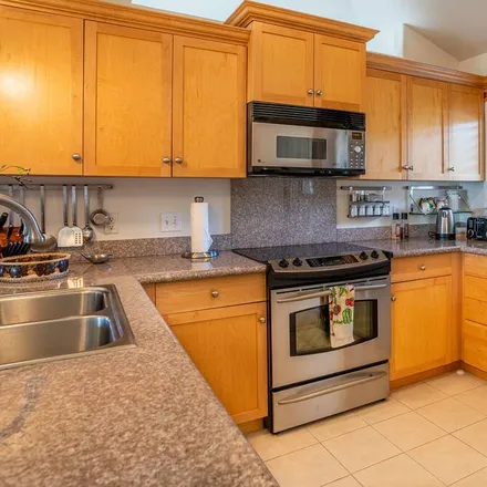 Rent this 2 bed condo on Kapolei in HI, 96707