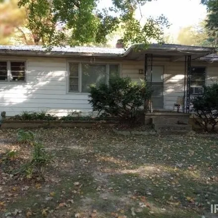 Buy this 3 bed house on 1094 West Maple Grove Road in Boonville, IN 47601