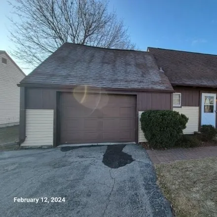 Buy this 2 bed house on 821 9th Street in Menasha, WI 54952