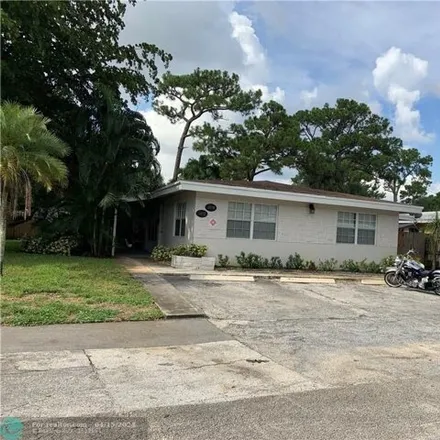 Rent this 1 bed house on 1648 Northeast 25th Street in Middle River Manor, Wilton Manors