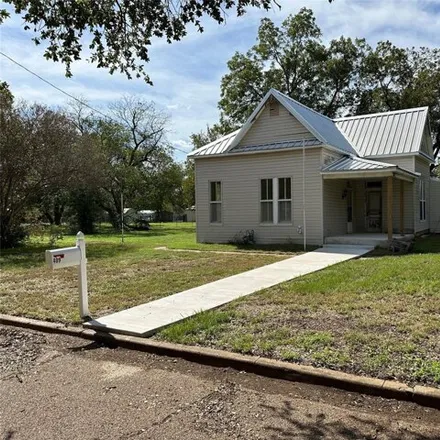 Image 1 - 485 South Avenue B, Wortham, Freestone County, TX 76693, USA - House for sale