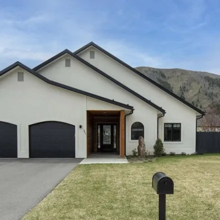 Buy this 3 bed house on 301 Winterberry Loop in Hailey, ID 83333