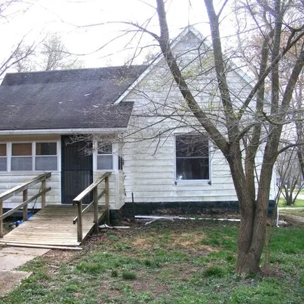 Buy this 2 bed house on 476 West Buffalo Street in Humansville, Polk County