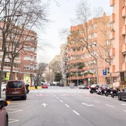 Image 4 - Carrer de Benet Mateu, 28, 08034 Barcelona, Spain - Apartment for rent