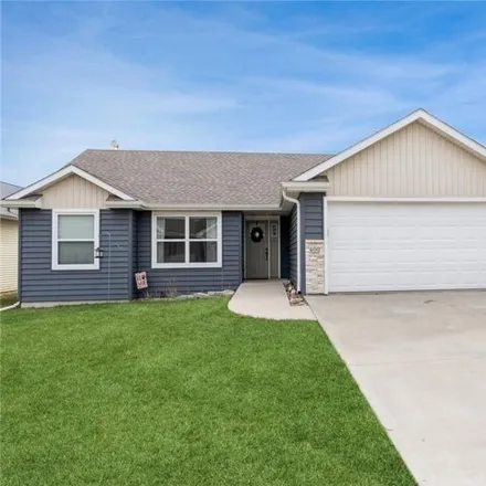 Buy this 4 bed house on 334 Meadow Drive in Prairie City, Jasper County