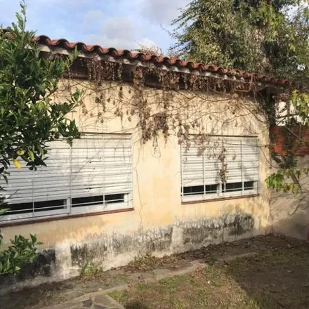Buy this 2 bed house on Carlos Casares 1730 in Partido de Morón, B1712 JOB Castelar