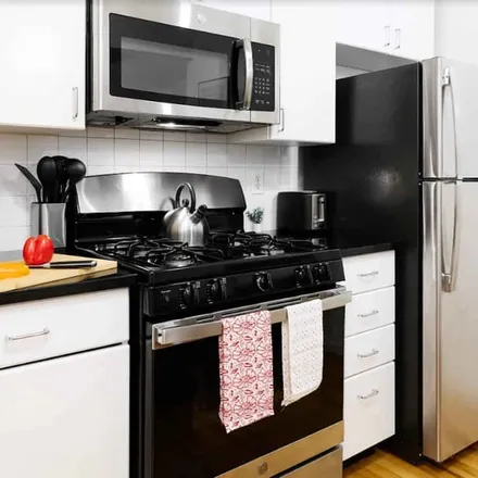 Rent this 4 bed apartment on 135 East 7th Street in New York, NY 10009