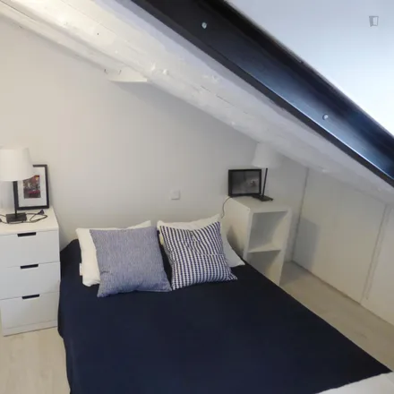 Rent this 1 bed apartment on Madrid in Calle de la Ruda, 15