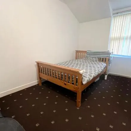 Image 9 - Woodbank House, Meersbrook Avenue, Sheffield, S8 9ED, United Kingdom - Duplex for sale