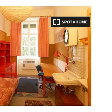 Rent this 5 bed room on Sacré Coeur in Petersgasse 1, 8010 Graz