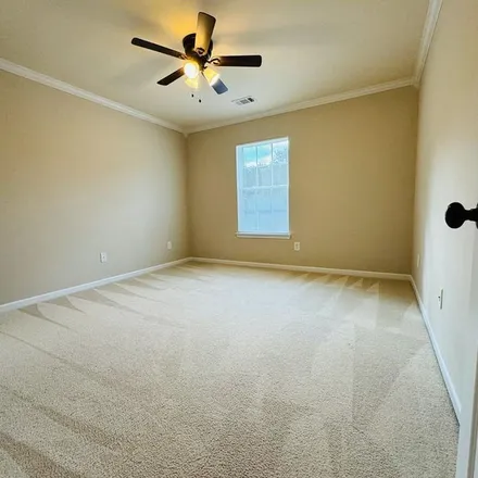Rent this 3 bed apartment on 2592 Sheldon Place in Forsyth County, GA 30040