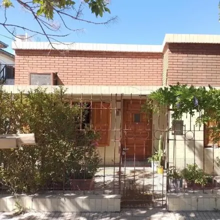 Buy this 3 bed house on La Iglesia de Jesucristo de los Santos de los Últimos Días in Lavalle 98, Almirante Brown