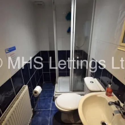 Image 7 - Back Beamsley Grove, Leeds, LS6 1LA, United Kingdom - Apartment for rent