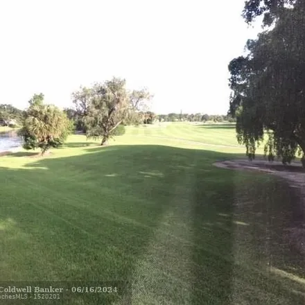 Image 9 - Jacararanda Golf Course, 9200 West Broward Boulevard, Plantation, FL 33324, USA - Apartment for rent