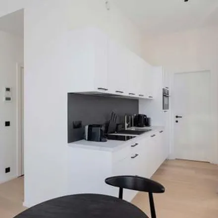 Image 9 - Anis Carter, Rue Saint-Michel - Sint-Michielsstraat, 1000 Brussels, Belgium - Apartment for rent