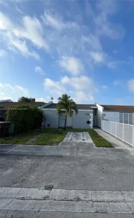 Image 1 - 1900 West 72nd Street, Hialeah, FL 33014, USA - House for rent