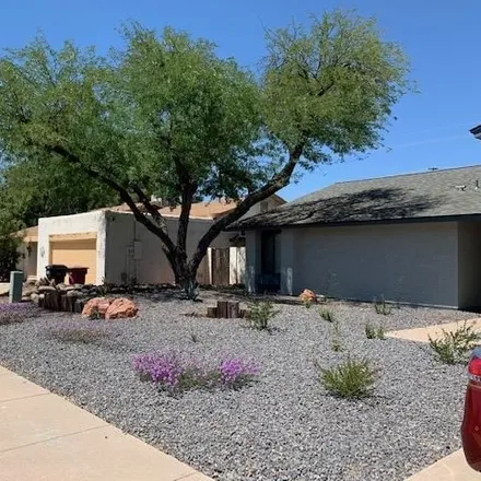 Rent this 2 bed house on 6111 North 77th Place in Scottsdale, AZ 85250