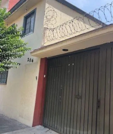 Buy this studio house on Calle Viveros de Asís in 54055 Tlalnepantla, MEX