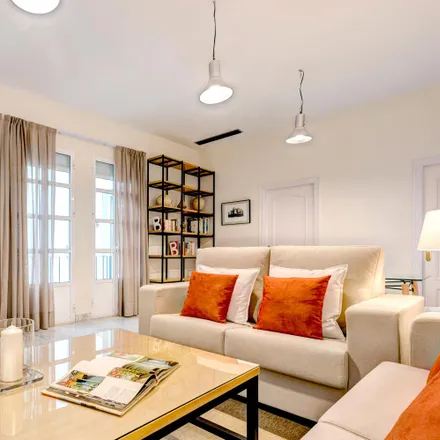 Rent this studio apartment on Calle Tomás de Ybarra in 5, 41001 Seville