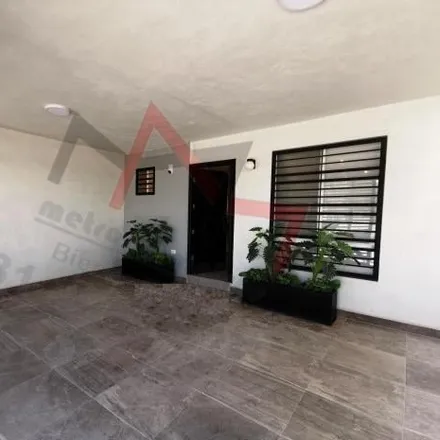 Buy this 3 bed house on Avenida General Plutarco Elías Calles 1430 in 67169 Guadalupe, NLE