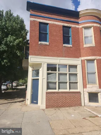 Image 1 - 100 North Lakewood Avenue, Baltimore, MD 21224, USA - Townhouse for sale