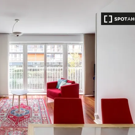 Rent this studio apartment on 29 Rue Dupleix in 75015 Paris, France