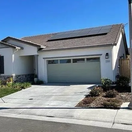 Buy this 4 bed house on Chesapeake Way in Lincoln, CA 95765