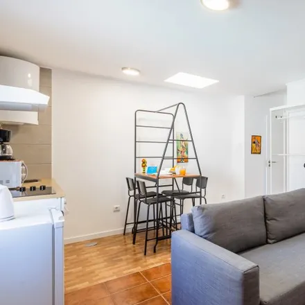 Rent this 1 bed apartment on Travessa da Aldeia Nova in 4405-734 Madalena, Portugal