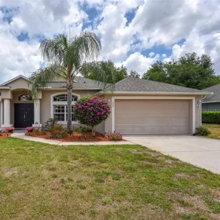 Buy this 3 bed house on 207 Kenlake Drive in Deltona, FL 32738