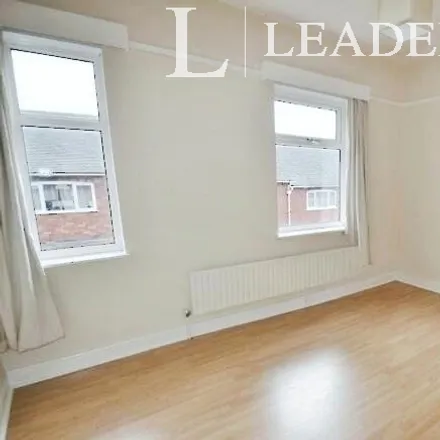 Rent this 1 bed townhouse on 16 Mellard Street in Newcastle-under-Lyme, ST5 2DN