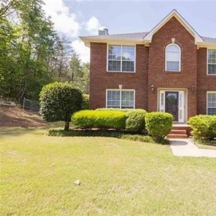 Rent this 3 bed house on 6701 Heather Ridge Circle in Innsbrooke, Pinson