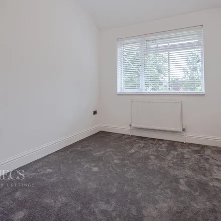 Image 1 - Sterling House, 87-89 Alcester Road, Balsall Heath, B13 8EB, United Kingdom - Apartment for rent