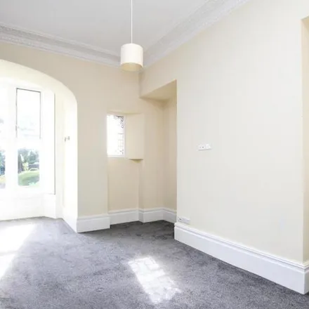 Image 3 - Nore Gardens, Portishead, BS20 7HL, United Kingdom - Apartment for rent
