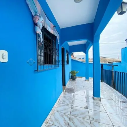 Rent this 3 bed house on Rua João Pinheiro in Centro, Alfenas - MG