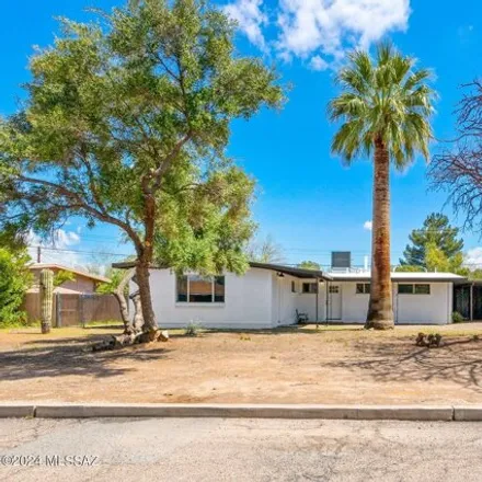 Image 2 - 935 South Van Buren Avenue, Tucson, AZ 85711, USA - House for sale
