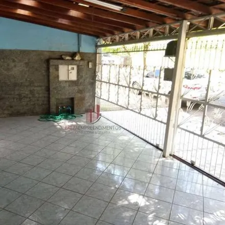 Rent this 3 bed house on Rua Santos de Oliveira in Central Parque, Sorocaba - SP