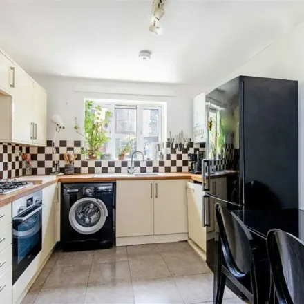 Image 5 - 2 Nursery Lane, De Beauvoir Town, London, E2 8BH, United Kingdom - Apartment for rent