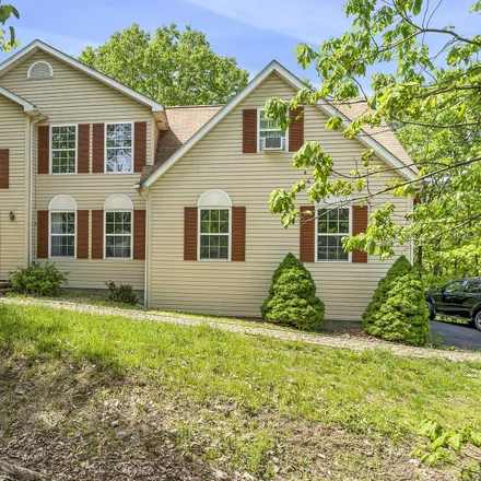 Buy this 5 bed house on 386 Deborah Drive in Penn Estates, Monroe County