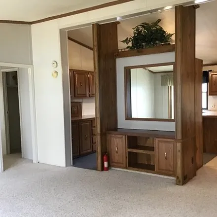 Image 6 - 49922 Deer Run Drive, Shelby Charter Township, MI 48315, USA - Apartment for sale