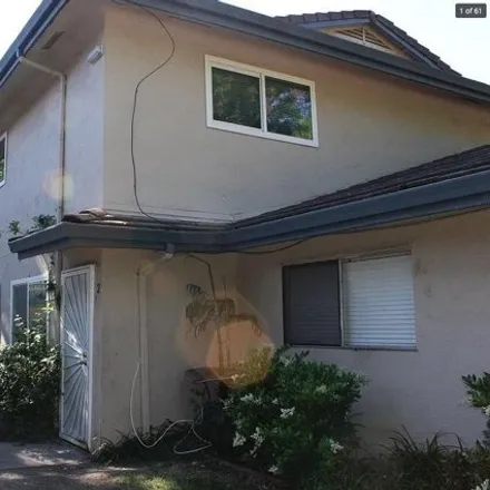 Buy this 2 bed condo on 2321 Lemontree Way in Antioch, CA 94509