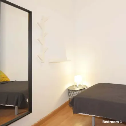 Rent this 1 bed room on Carrer de las Navas de Tolosa in 342, 08027 Barcelona
