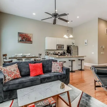 Rent this 2 bed condo on Savannah