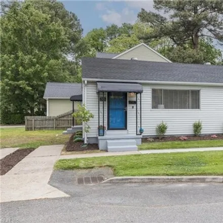 Buy this 3 bed house on 2920 Peterson Street in Ballentine Place, Norfolk
