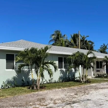Rent this 1 bed house on 900 15th Avenue North in Lake Worth Beach, FL 33460