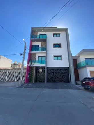 Rent this 8 bed apartment on Calle Campesinos in Burócrata, 80030 Culiacán