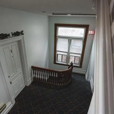 Image 5 - 109 Spadina Road, Old Toronto, ON M5R 2X3, Canada - Apartment for rent